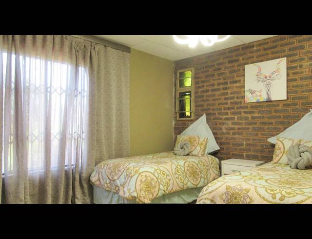 4 BEDROOM HOUSE FOR SALE IN GLENVISTA